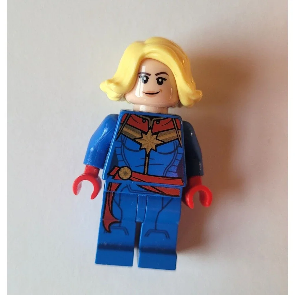 LEGO Marvel Captain Marvel Minifigure sh0639 Avengers Carol Danvers Figure